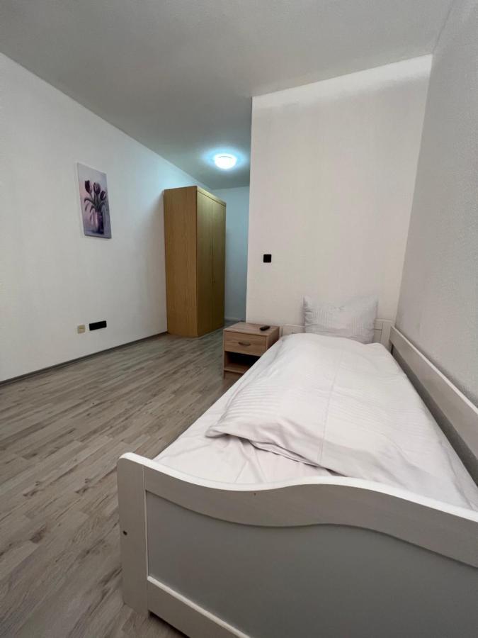 Hotel Zum Ruecking Northeim Exterior foto