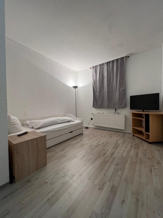 Hotel Zum Ruecking Northeim Exterior foto