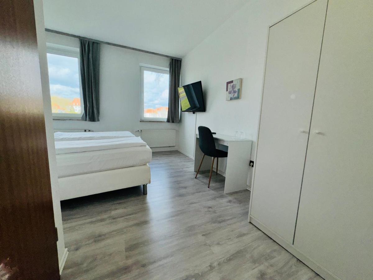 Hotel Zum Ruecking Northeim Exterior foto