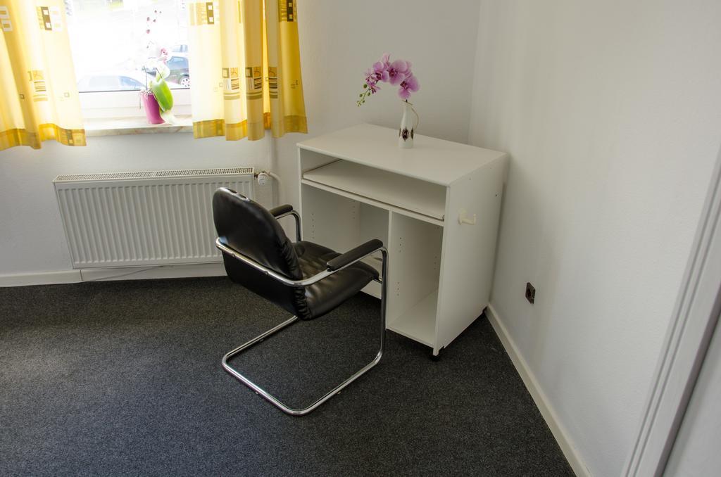 Hotel Zum Ruecking Northeim Exterior foto